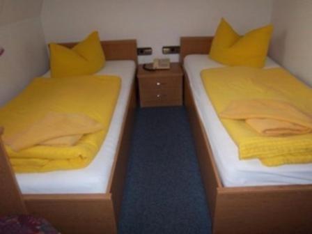 Hotel Zur Post Дрезден Екстериор снимка